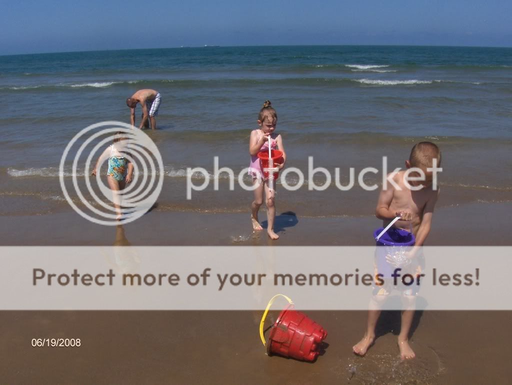 HPIM1125.jpg beach babies image by thill7714